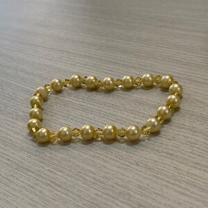 Pearl style bracelet